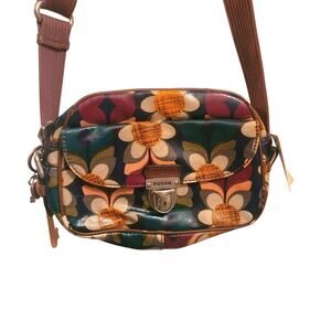 NWT Fossil Key Per Camera Floral Print Crossbody With Keys Colorful Flaw